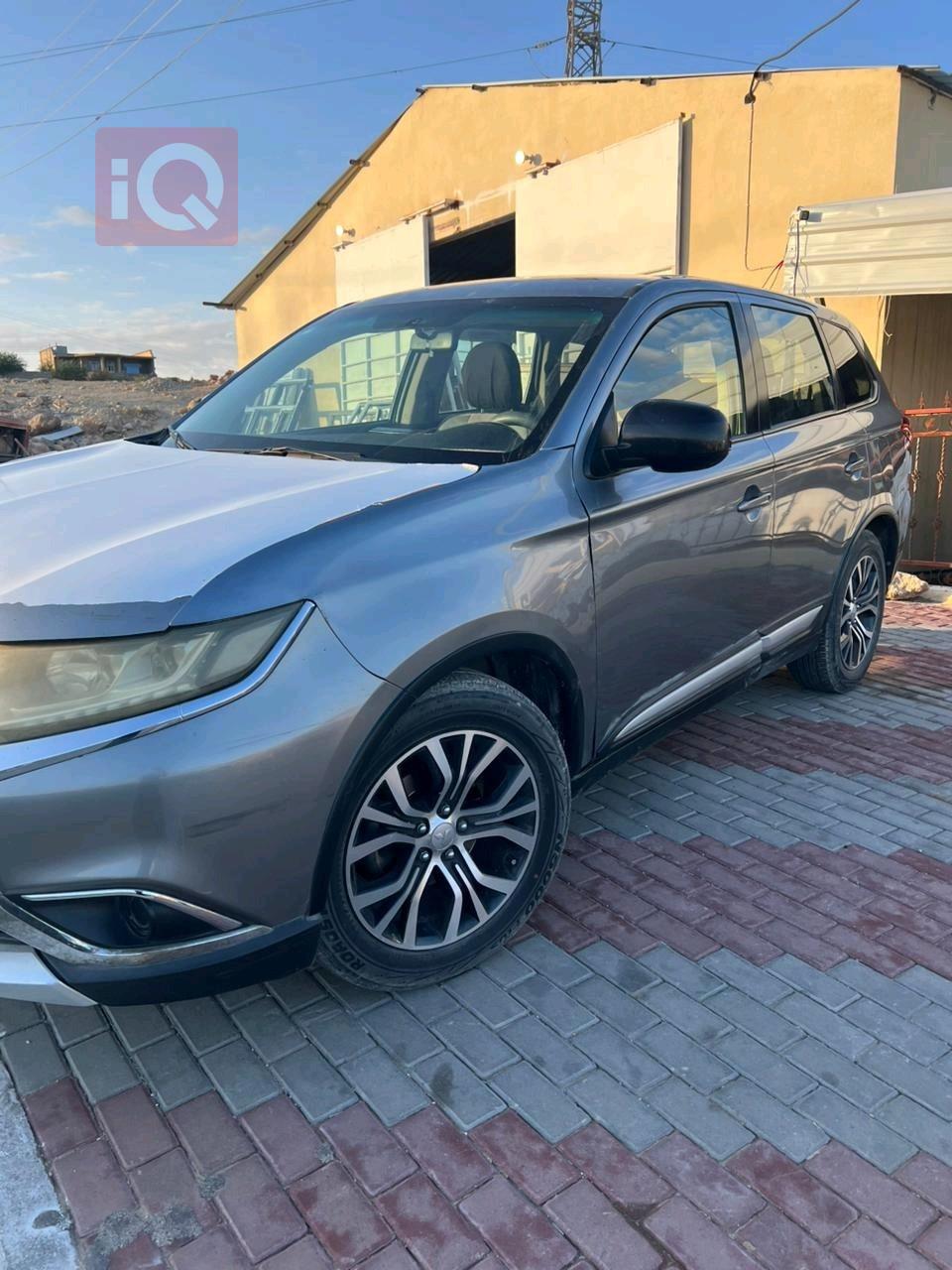 ميتسوبيشي اوتلاندر